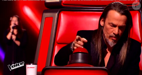 Eugénie O'mey dans The Voice 4, sur TF1, le samedi 31 janvier 2015