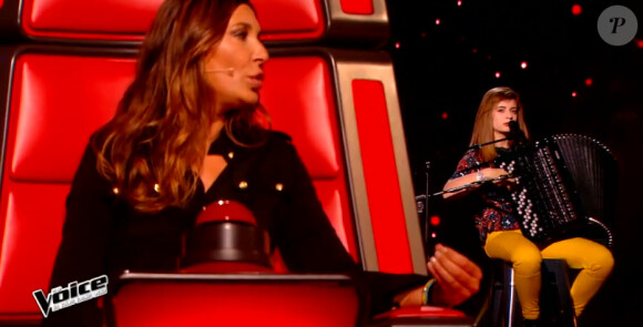 Estelle Mazzillo dans The Voice 4, sur TF1, le samedi 31 janvier 2015