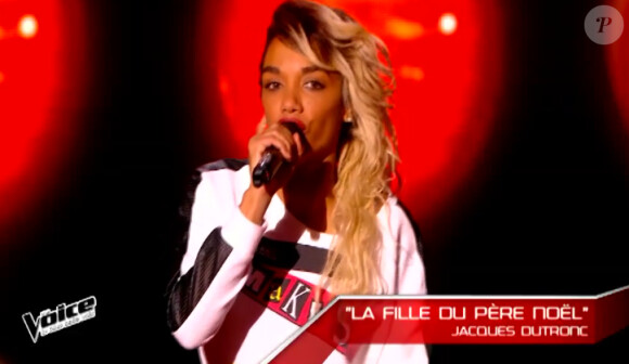 Nikol Wagner dans The Voice 4, sur TF1, le samedi 31 janvier 2015
