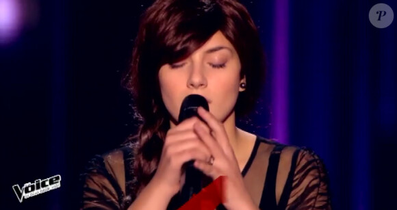 Elvya dans The Voice 4, sur TF1, le samedi 31 janvier 2015