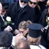 Costas le frère de Demis Roussos, Emilie et Cyril (enfants de Demis Roussos) - Obsèques du chanteur Demis Roussos au premier cimetière d'Athènes en Grèce le 30 janvier 2015. 