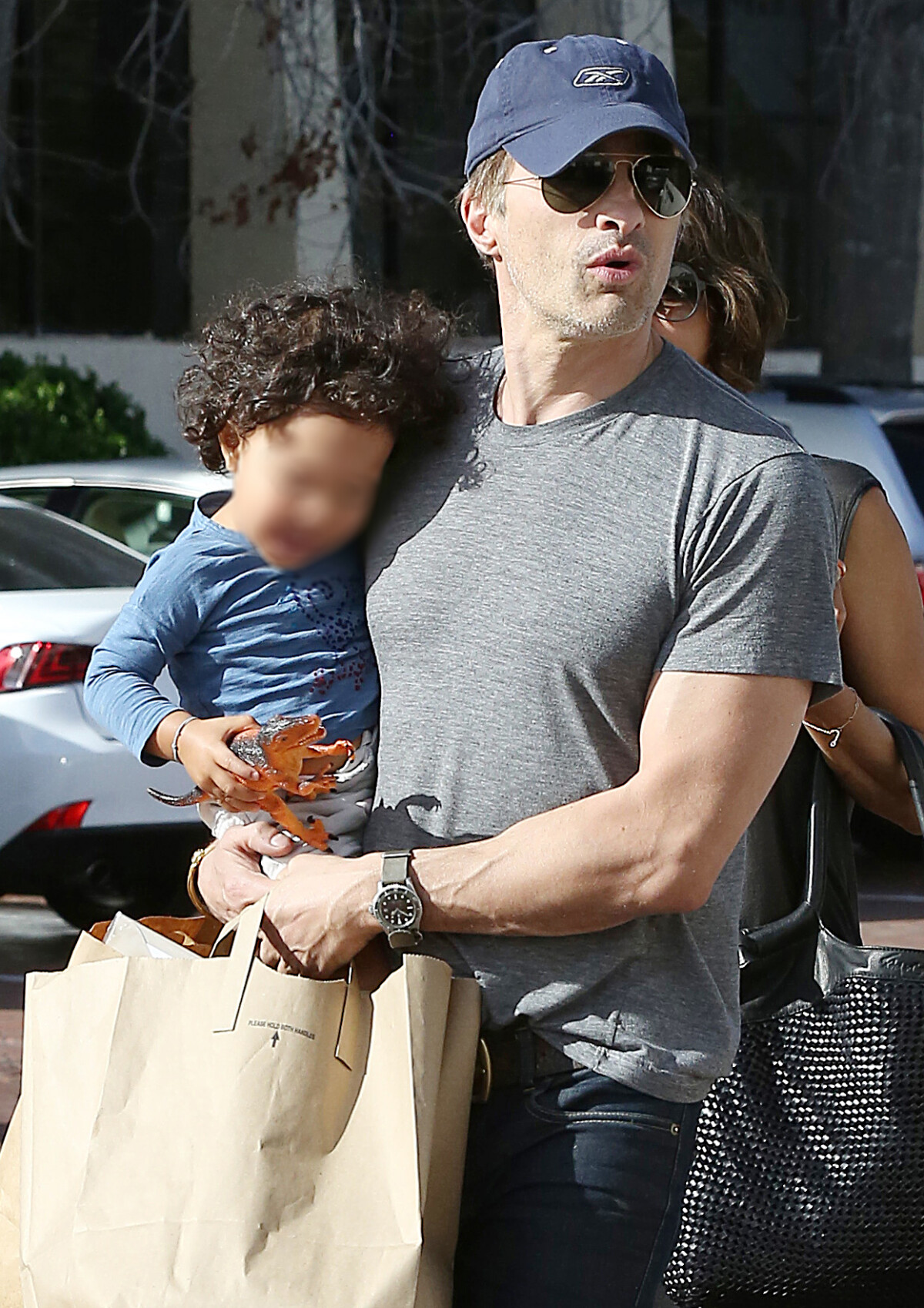 Vidéo Olivier Martinez et son fils Maceo lors d