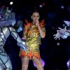 Katy Perry lors de la mi-temps du Super Bowl, le 1er février 2015 à Glendale aux Etats-Unis.