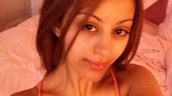 Zahia Dehar au lit et sans make up : Son selfie au naturel séduit !