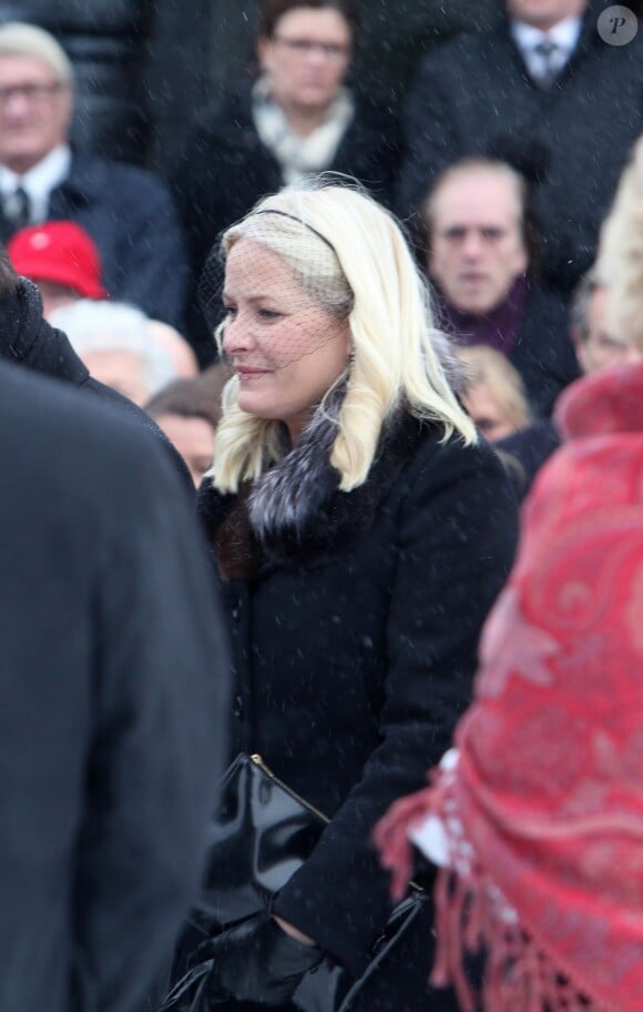 La princesse Mette-Marit de Norvège aux obsèques de Johan Martin Ferner, le 2 février 2015 en la chapelle d'Holmenkollen, en périphérie d'Oslo.