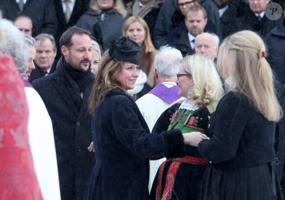 Le prince Haakon et la princesse Märtha-Louise de Norvège aux obsèques de Johan Martin Ferner, le 2 février 2015 en la chapelle d'Holmenkollen, en périphérie d'Oslo.