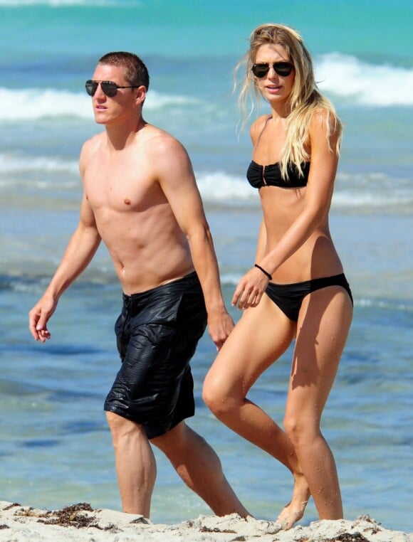 Bastian Schweinsteiger et Sarah Brandner en vacances à South Beach, à Miami, le 6 juin 2011.