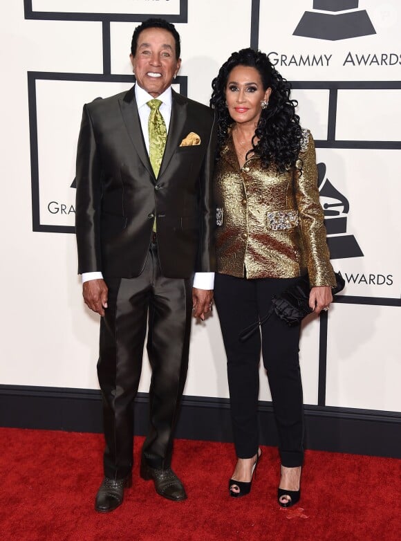 Smokey Robinson et sa femme Frances Glandney - 57e soirée annuelle des Grammy Awards au Staples Center à Los Angeles, le 8 février 2015.