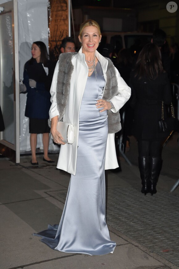 Kelly Rutherford arrive au Cipriani Wall Street pour assister au gala pré-Fashion Week de l'amfAR 2015. New York, le 11 février 2015.