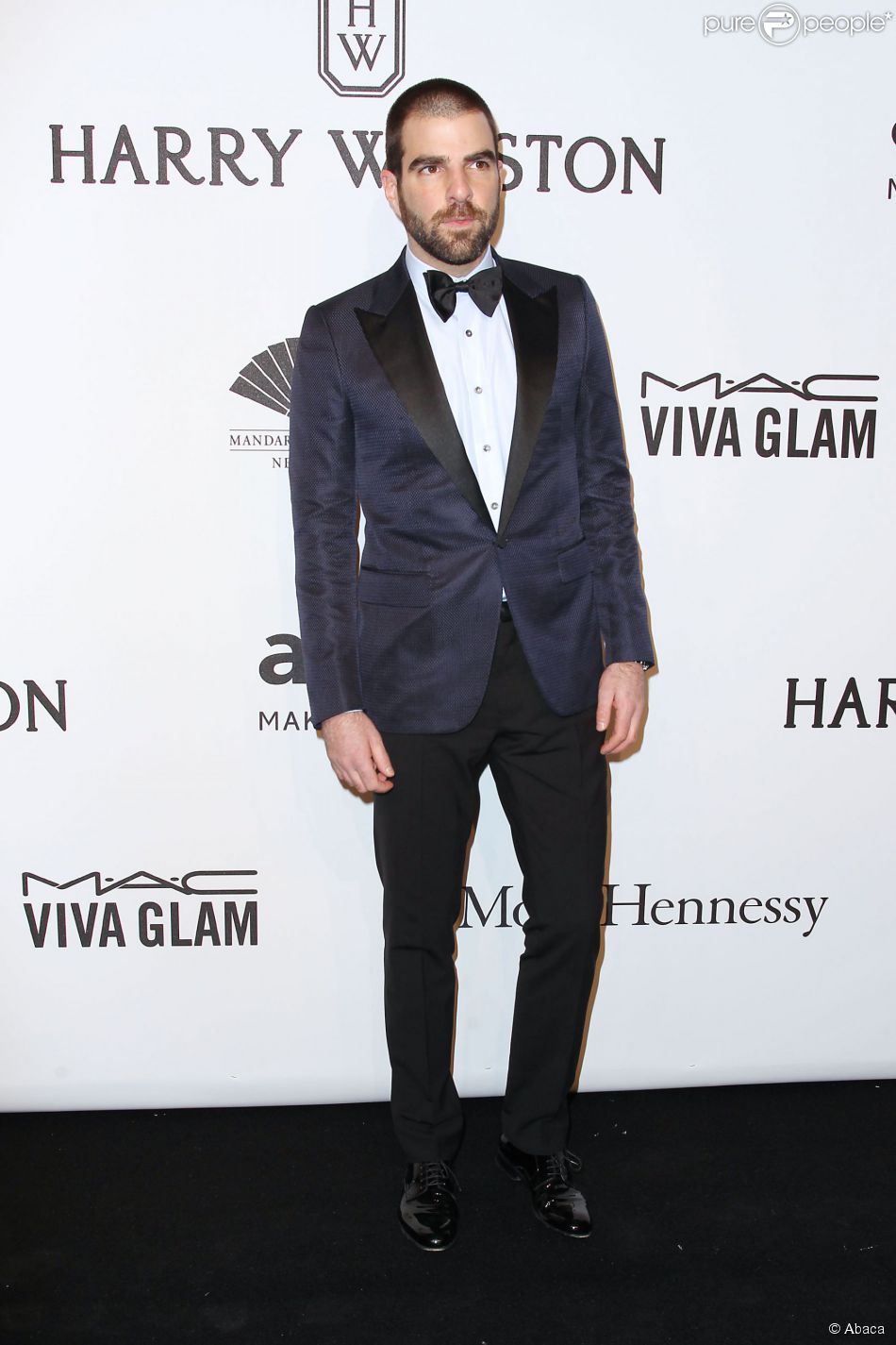 Zachary Quinto assiste au gala pré-Fashion Week de l&#039;amfAR 2015 au Cipriani Wall Street. New York, le 11 février 2015.