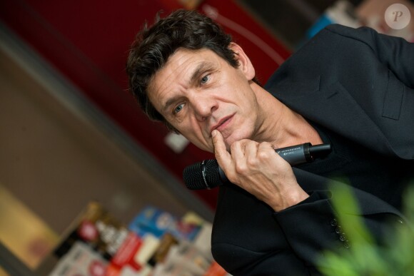 Exclusif - Marc Lavoine en promotion pour son livre "L'homme qui ment" à Bruxelles en Belgique le 3 février 2015.