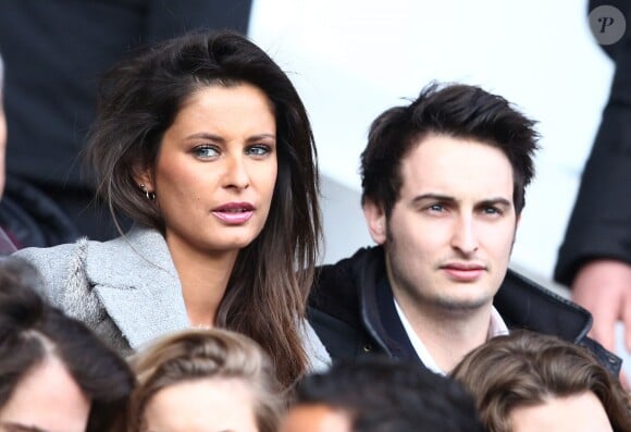 Malika Ménard et son frère Raphaël lors du match entre le Paris Saint-Germain et Caen au Parc des Princes à Paris, le 14 février 2015