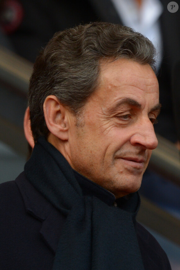 Nicolas Sarkozy lors du match entre le Paris Saint-Germain et Caen au Parc des Princes à Paris, le 14 février 2015