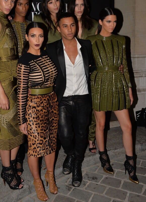 Kim Kardashian, Olivier Rousteing et Kendall Jenner - Gala "Vogue Paris Foundation" au Palais Galliera à Paris le 9 juillet 2014.
