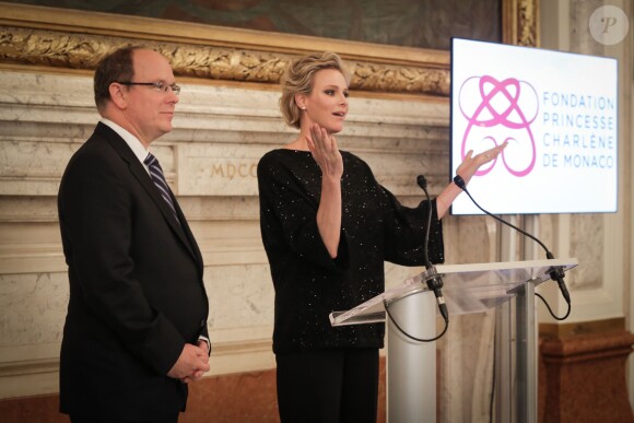 Exclusif - La princesse Charlene de Monaco, en présence de son époux le prince Albert II de Monaco et de son frère Gareth Wittstock, annonçait le 19 février 2015 le South Africa - Monaco Rugby Exchange, né d'un partenariat avec la SARLA (South Africa Rugby Legends Association), lors d'un cocktail organisé par sa Fondation au Casino de Monte-Carlo.