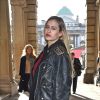 Alice Dellal arrive au British Fashion Council pour assister au défilé Ashley Williams automne-hiver 2015-2016. Londres, le 24 février 2015.