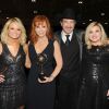 Miranda Lambert, Reba McEntire, Kix Brooks, et Kelly Clarkson lors des American Country Countdown Awards à Nashville le 15 décembre 2014  