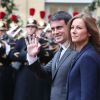 Le roi Carl Gustav de Suède reçu par le premier ministre Manuel Valls et sa femme Anne Gravoin à Matignon, Paris le 3 décembre 2014  