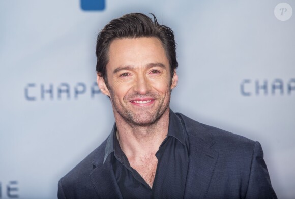 Hugh Jackman à la première du film "Chappie" à Berlin, le 27 février 2015 Hollywood actors Hugh Jackman, Sigourney Weaver and Dev Patel were on the red carpet for the new action film 'Chappie' accompanied by director Neill Blomkamp during a fan-event at Leipziger Platz in Berlin, February 27th, 201527/02/2015 - Berlin