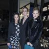 Leigh Lezark, Erin O'Connor et Lindsey Wixson assistent au vernissage de l'exposition "Karlywood" par la dessinatrice Tiffany Cooper dans la boutique Karl Lagerfeld, boulevard Saint-Germain. Paris, le 5 mars 2015.