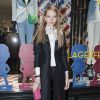 Sasha Luss assiste au vernissage de l'exposition "Karlywood" par la dessinatrice Tiffany Cooper dans la boutique Karl Lagerfeld, boulevard Saint-Germain. Paris, le 5 mars 2015.