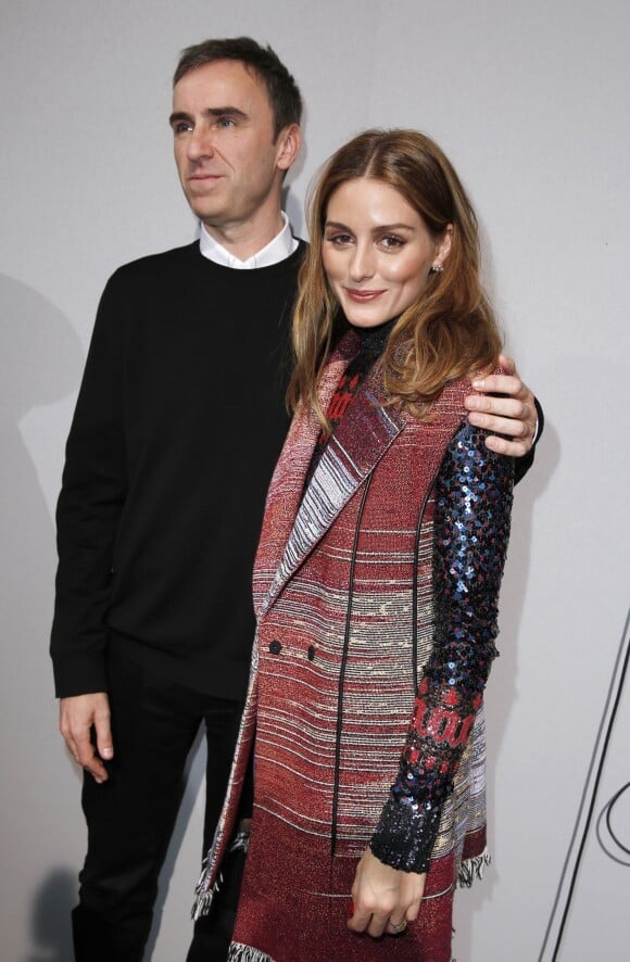 Le designer Raf Simons et Olivia Palermo - Backstage au défilé de mode "Christian Dior", collection prêt-à-porter automne-hiver 2015/2016, à Paris. Le 6 mars 2015