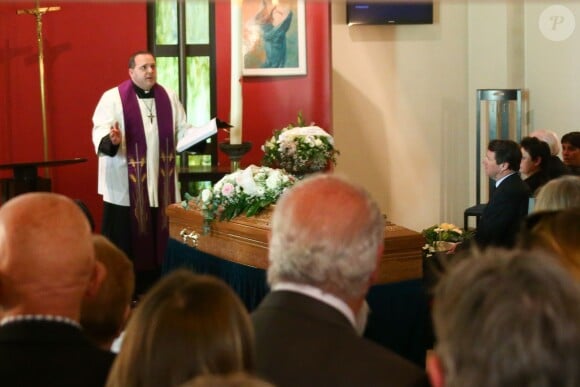 Exclusif - Une cérémonie religieuse en l'honneur de Pascal Brunner s'est tenue à l'Athanée de Nice, le 7 mars 2015, en présence de sa compagne Dominique, de son ex-femme, Valérie, et de leur fille Marine.
