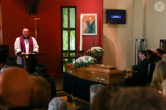 Exclusif - Une cérémonie religieuse en l'honneur de Pascal Brunner s'est tenue à l'Athanée de Nice, le 7 mars 2015, en présence de sa compagne Dominique, de son ex-femme, Valérie, et de leur fille Marine.