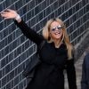Michelle Hunziker, resplendissante, quitte la clinique La Madonnina avec son époux Tomaso Trussardi et leur nouveau-né Celeste. À Milan, le 11 mars 2015.