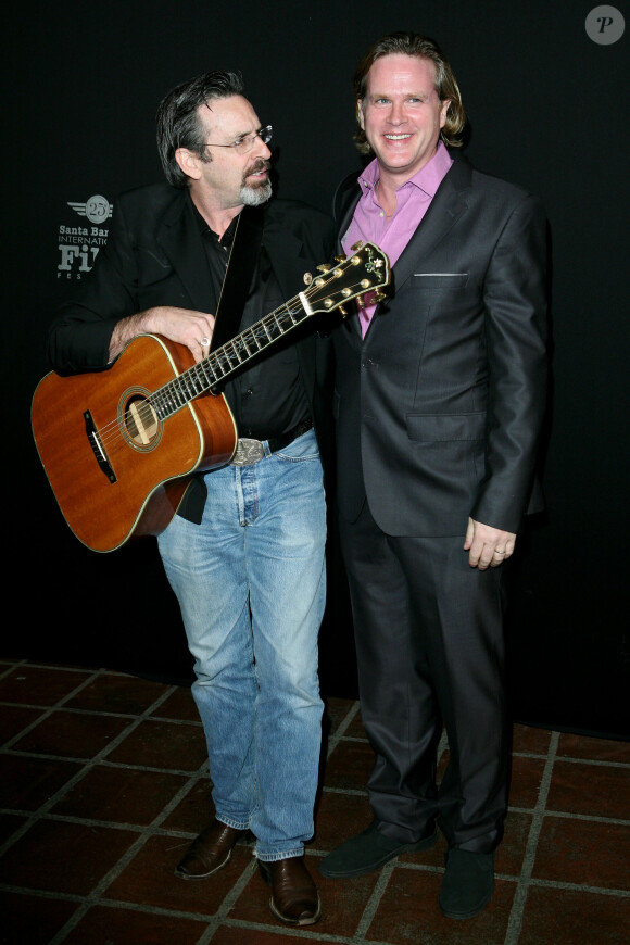 Robert Carradine et Cary Elwes à Santa Barbara, le 4 février 2010.