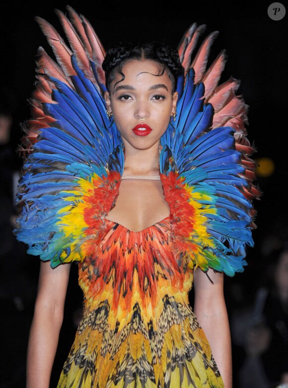 FKA twigs - Gala "Alexander McQueen : Savage Beauty" au Victoria and Albert Museum à Londres, le 12 mars 2015. 12 March 2015.