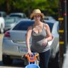 Jennifer Love Hewitt très enceinte à Los Alamos, Los Angeles, le 13 mars 2015