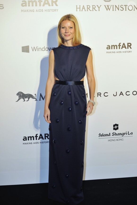 Gwyneth Paltrow assiste au gala de l'amfAR aux Shaw Studios à Hong Kong, le 14 mars 2015.