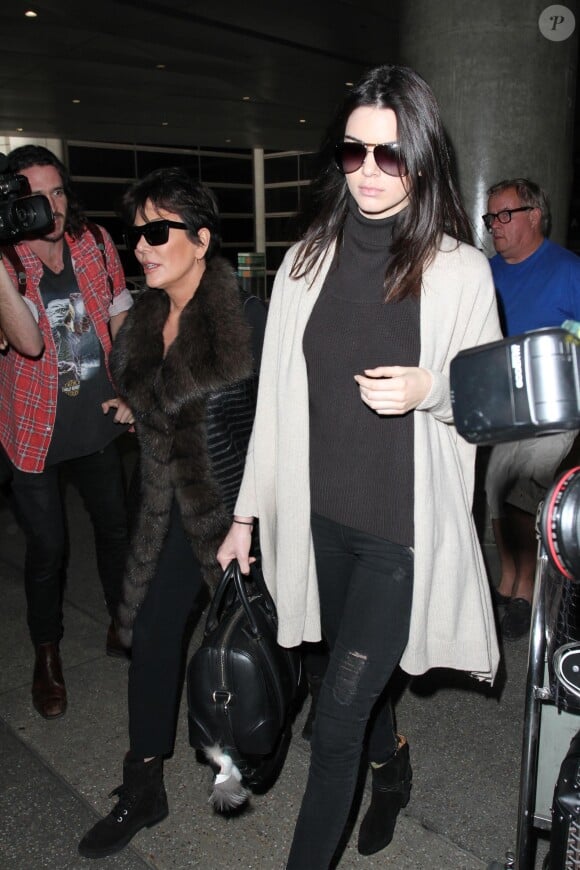 Kendall Jenner à l'aéroport LAX de Los Angeles, le 11 mars 2015