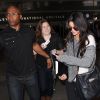 Selena Gomez arrive à l'aéroport de LAX à Los Angeles en provenance de Paris le 12 mars 2015