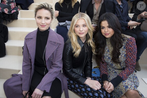 Dianna Agron, Chloë Moretz et Selena Gomez au défilé Louis Vuitton prêt-à-porter collection Automne-Hiver 2015-2016 à Paris, le 11 mars 2015. 