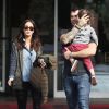 Exclusif - Megan Fox et son mari Brian Austin Green se promènent avec leur fils Noah à Bel Air, le 15 décembre 2014. 