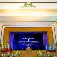 La reine Maxima des Pays-Bas est intervenue à l'Université de Rangoun le 31 mars 2015 lors de sa visite au Myanmar en sa qualité d'ambassadrice spéciale de l'ONU pour la finance inclusive.