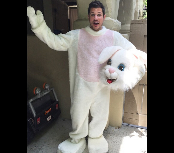 Nick Lachey déguisé en lapin sur Instagram, le 6 avril 2015