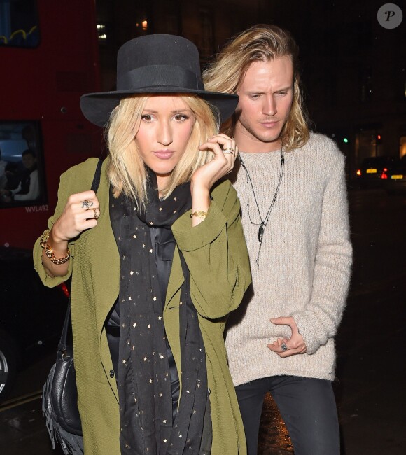 Ellie Goulding et Dougie Poynter quittent le restaurant The Wolseley à Mayfair, Londres, le 3 avril 2015  