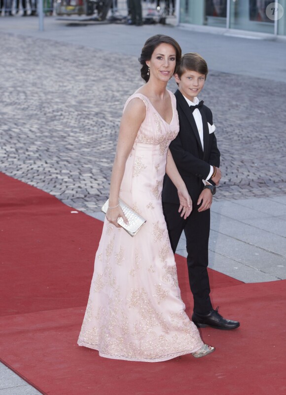 La princesse Marie et le prince Felix arrivant pour la soirée de gala organisée le 8 avril 2015 à Aarhus pour le 75e anniversaire de la reine Margrethe II.