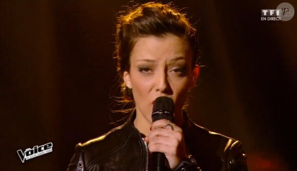 Camille Lellouche - Deuxième live de The Voice 4 sur TF1. Samedi 11 avril 2015.