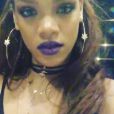  La chanteuse Rihanna sublime en rousse c&eacute;l&egrave;bre l'anniversaire de sa BFF Melissa Forde, le 11 avril 2015 