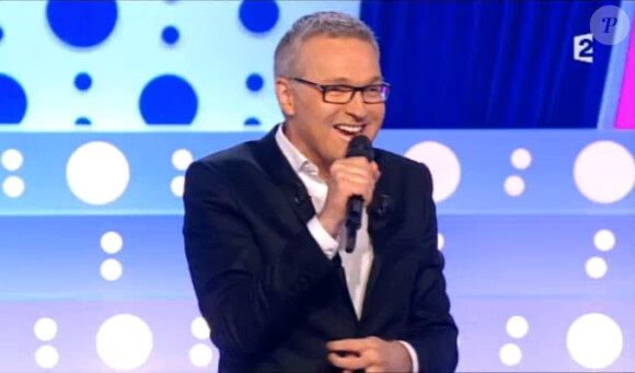 Laurent Ruquier présente On n'est pas couché sur France 2, le samedi 11 avril 2015.