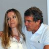 Antonio Banderas et sa compagne Nicole Kimpel, Alexander Bauer (fils de Mélanie Griffith) et Eugenia Martinez de Irujo assistent à une procession lors de la semaine sainte à Malaga en Espagne le 2 avril 2015.