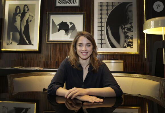 Adèle Haenel, lauréate du prix Romy Schneider à Paris, le 13 avril 2015.