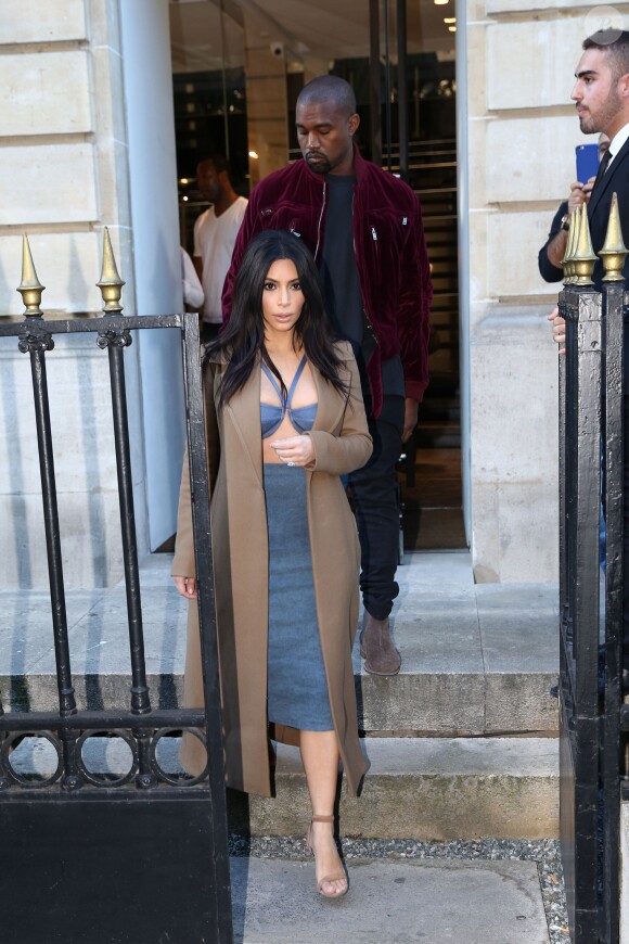 Kanye West et Kim Kardashian quittent le Montaigne Market à Paris. Le 14 avril 2015.