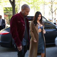 Kim Kardashian : Modeuse sexy à Paris avec Kanye West et ses cousines