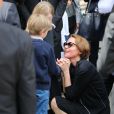  Cendrine Dominguez - Sorties des obs&egrave;ques de Patrice Dominguez en la basilique Sainte Clotilde &agrave; Paris. Le 16 avril 2015 