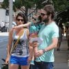 Cobie Smulders, son mari Taran Killam, et leur fille Shaelyn Cado à Soho, le 24 juillet 2012